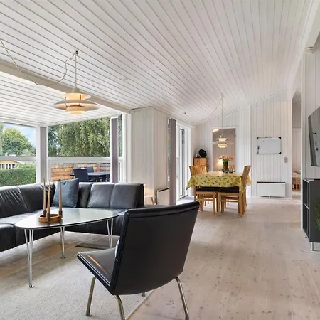 Tanita - 450m From The Sea By Interhome Nyaraló *