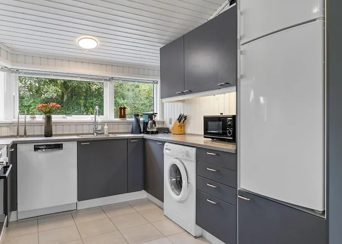 Tanita - 450m From The Sea By Interhome 펜션 Tranekær